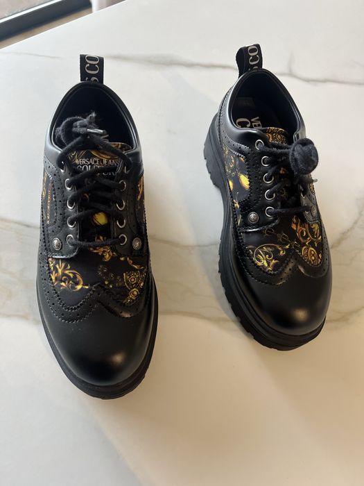 Sapatos versace jeans couture