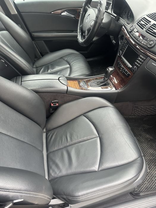 Продам Мерседес w211