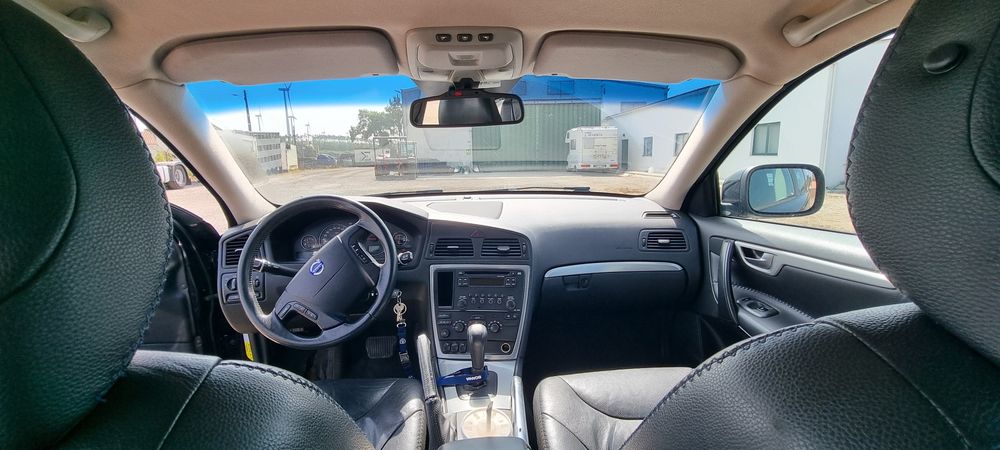 Volvo XC70 D5 185cv