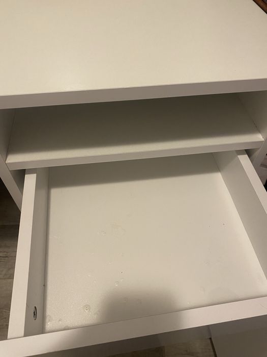 Biurko w dobrym stanie