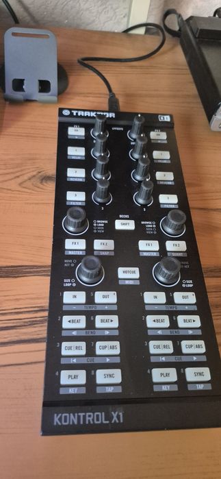 Native instruments traktor kontrol x1