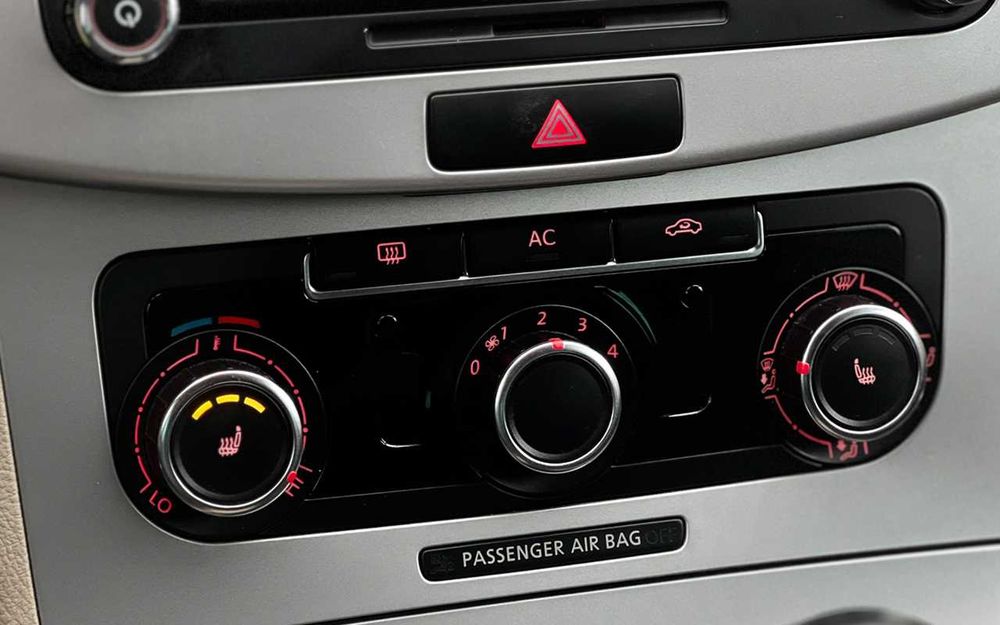 Volkswagen Passat 2011