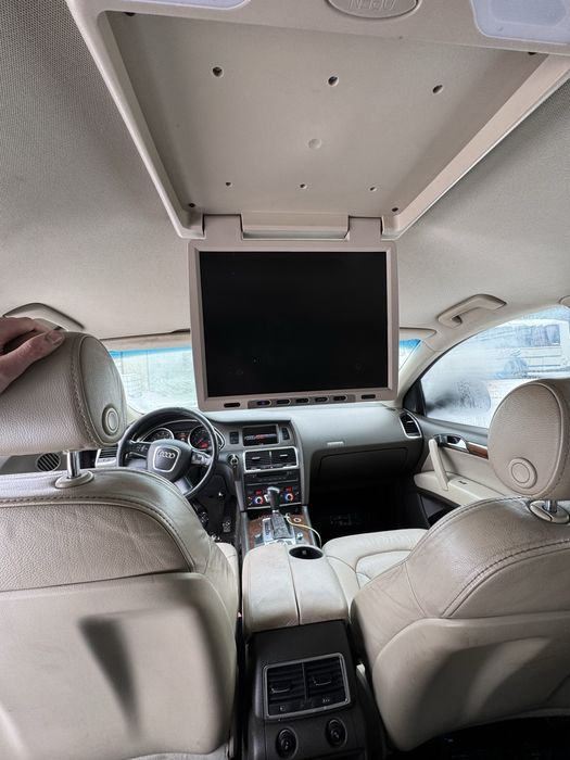 Продам AUDI Q7 в гарному стані на свої роки