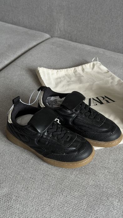 Кросівки ZARA 26 та 27 розмір