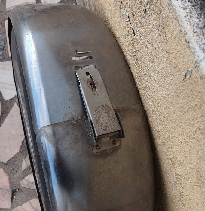 Suporte roda suplente JIPE