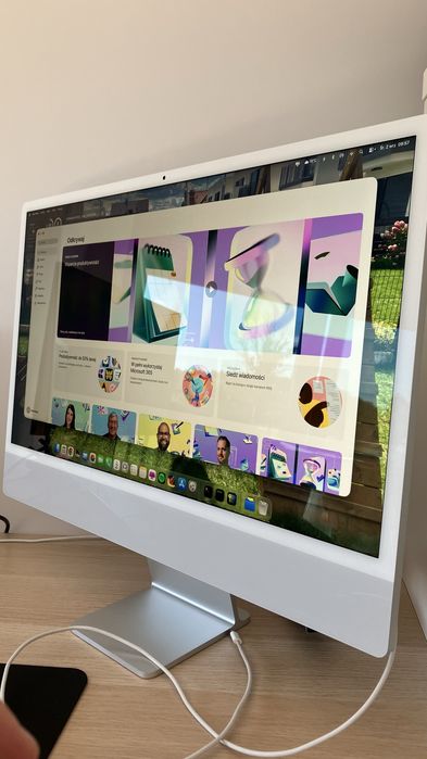 Na sprzedaż: iMac 24” Apple M3, 16 GB RAM + 4 porty – w idealnym stanie!
