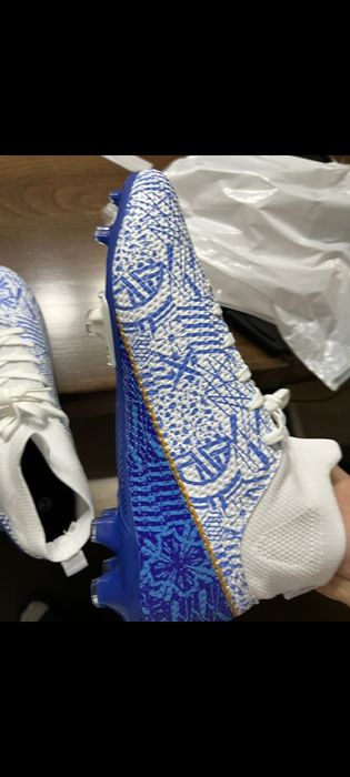 Chuteiras de futebol novas