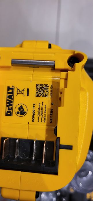 Akumulatorowa frezarka górnowzecionowa Dewalt 18v

DCW604NT-XJ

Freza