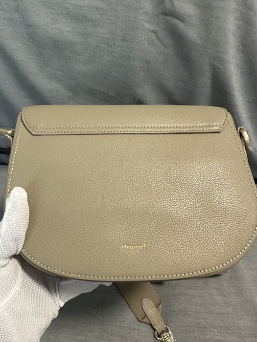 Кросбоді шкіряна оливкова MONCRIEF