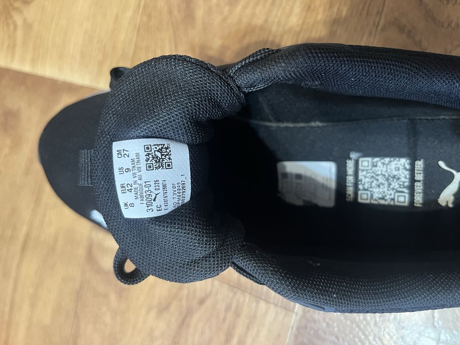 Кросівки Puma FlexFocus Lite унісекс, розмір 42, чорні