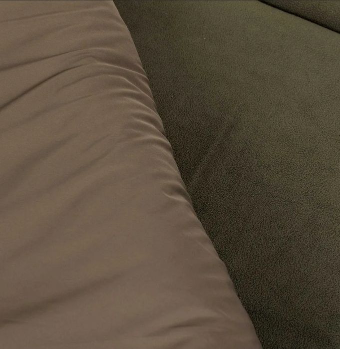 Trakker RLX 8 Wide Camo Bed System - łóżko karpiowe ze śpiworem  Nowe!!!