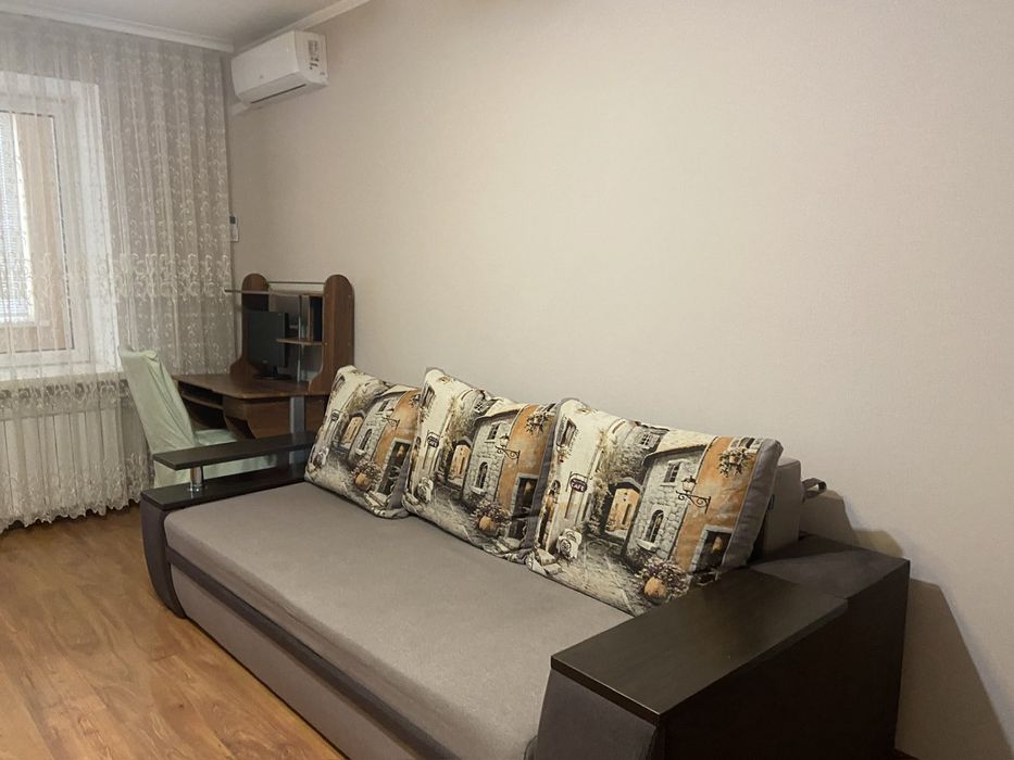 Хороша 1к 45кв , Тютюнника 54; м Либідська пішки, Оушен Плаза