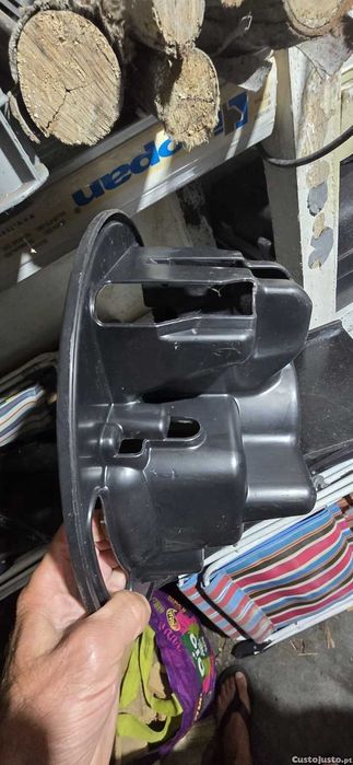 encaixe de plasico da roda suplente