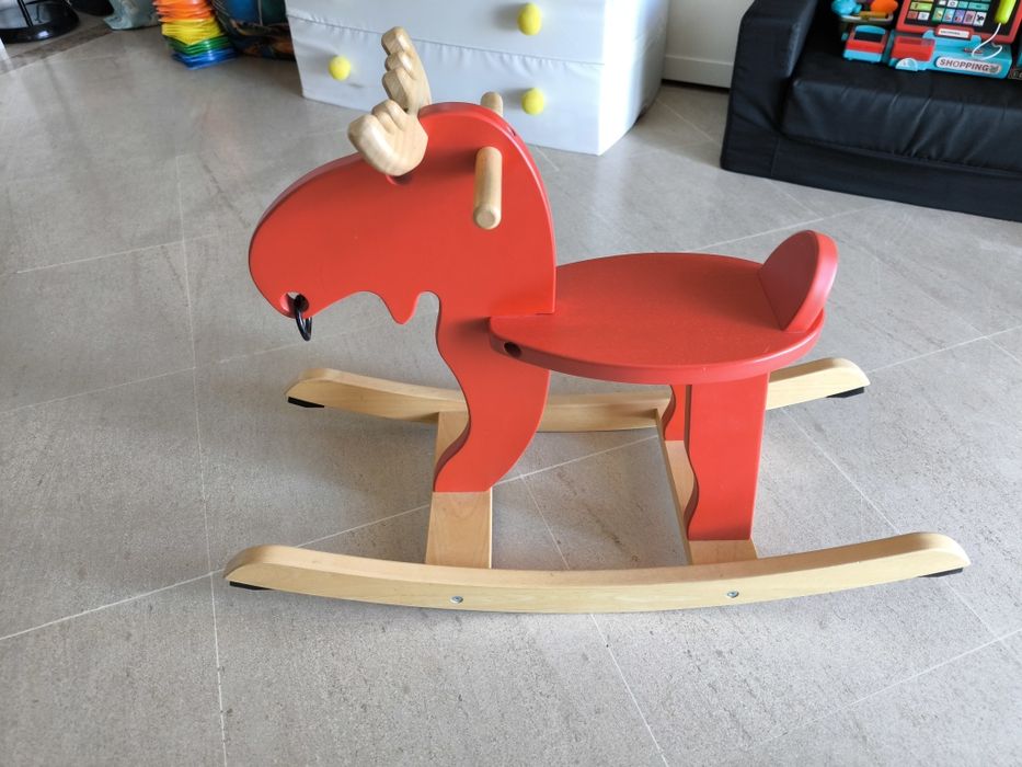 Cavalinho - Rena de balanço