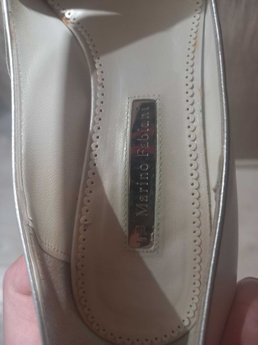 Вишукані шкіряні туфлі Marino Fabiani стан нових