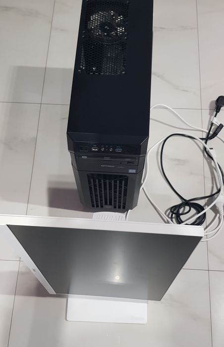 Komputer + monitor 24"