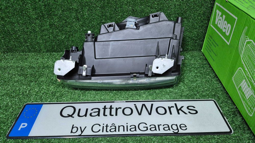 Otica Farol Renault Megane I 1995 a 1999 Valeo 085799 NOVO