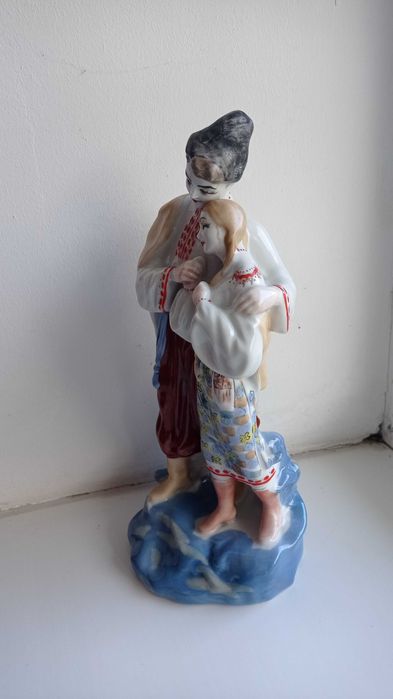 Фарфоровая статуэтка. Майська ніч.