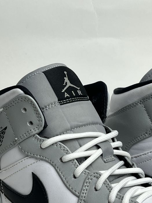 Nike Air Jordan 1 mid light smoke grey