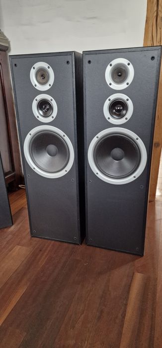 Kolumny podłogowe Jamo studio 180