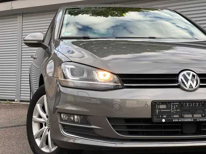Volkswagen Golf VII Lounge BMT — 1.6 TDI • AUTOMAT