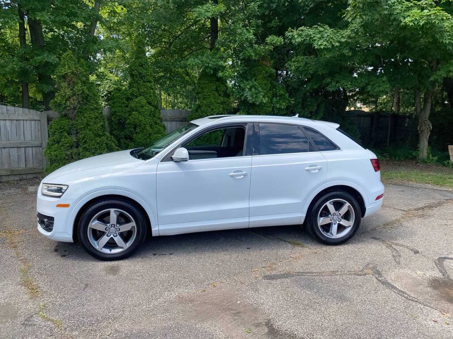 Audi Q3 quattro Premium Plus      2015