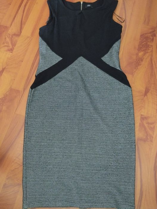 Жіноча тепла сукня