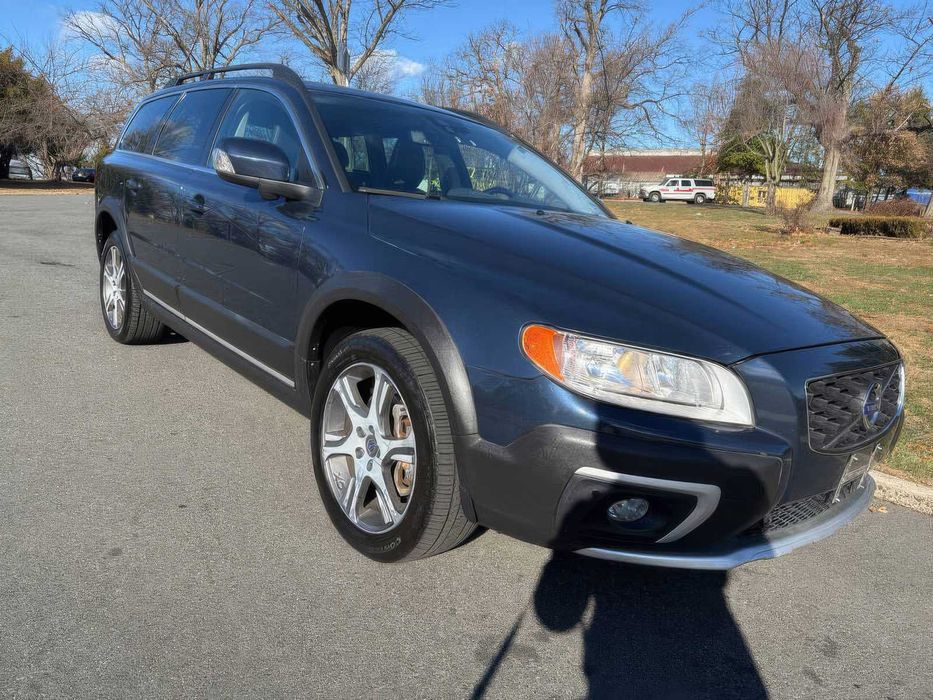 Volvo XC70 T6      2015