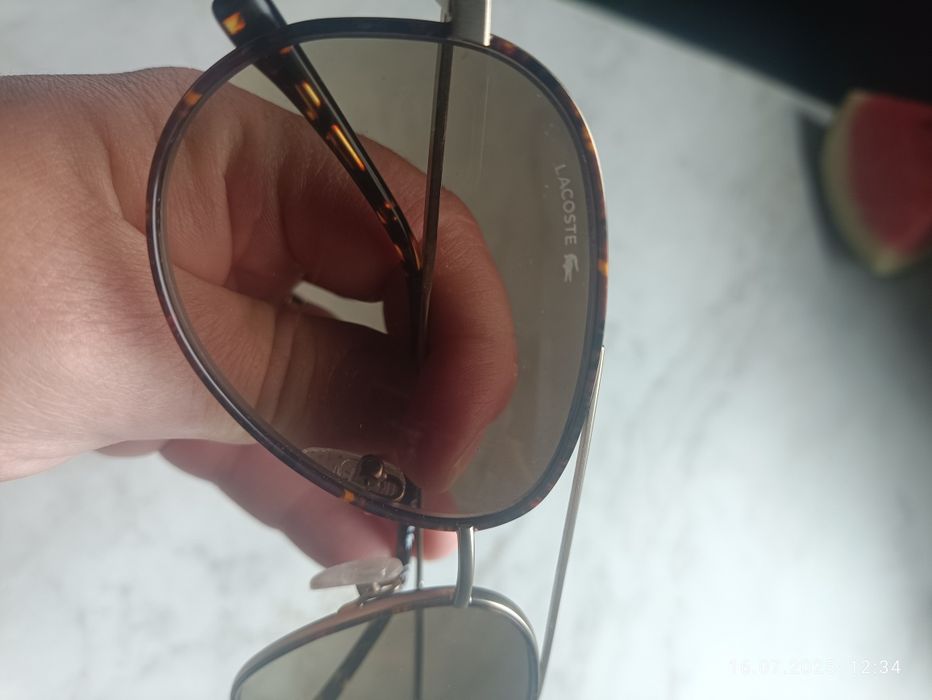 Okulary przeciwsłoneczne Lacoste
