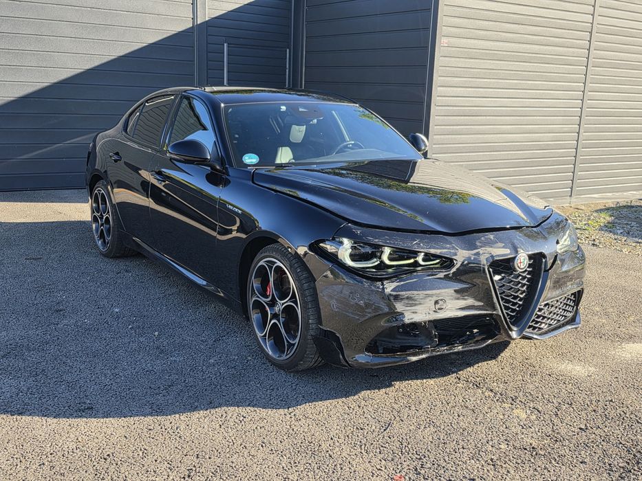 Alfa Romeo Giulia NIEMCY Europa  Veloce Q4 4x4 LED  Virtual Harman/Kardon