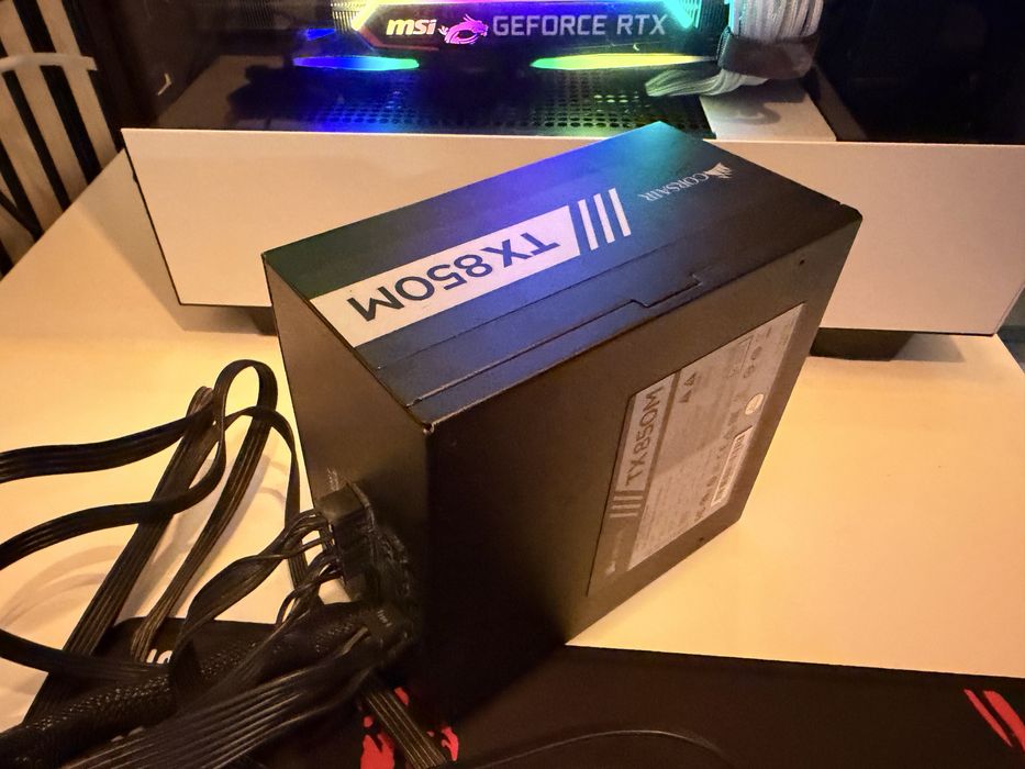 Fonte de alimentacao Crosair TX850M