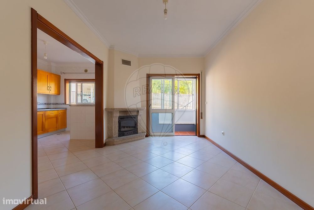 Apartamento T1 para arrendamento