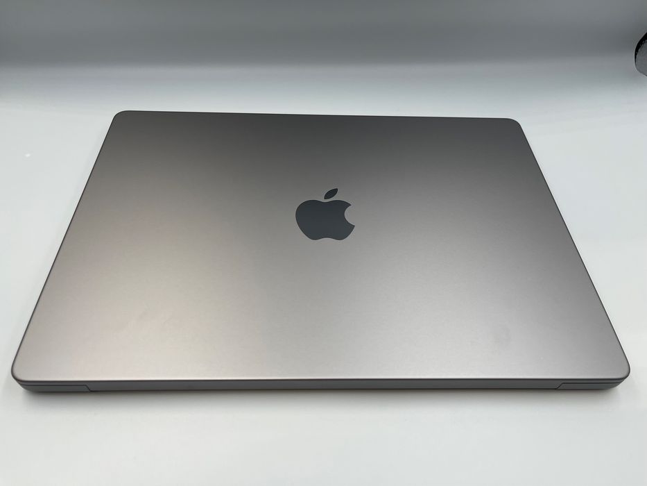 Macbook pro a2442 M1 PRO  32 gb 1TB SSD space grey 33 cykli