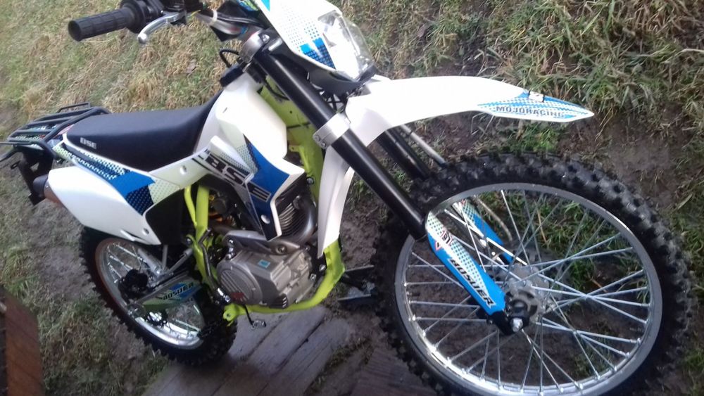 Новий Ендуро BSE J3D 250сс