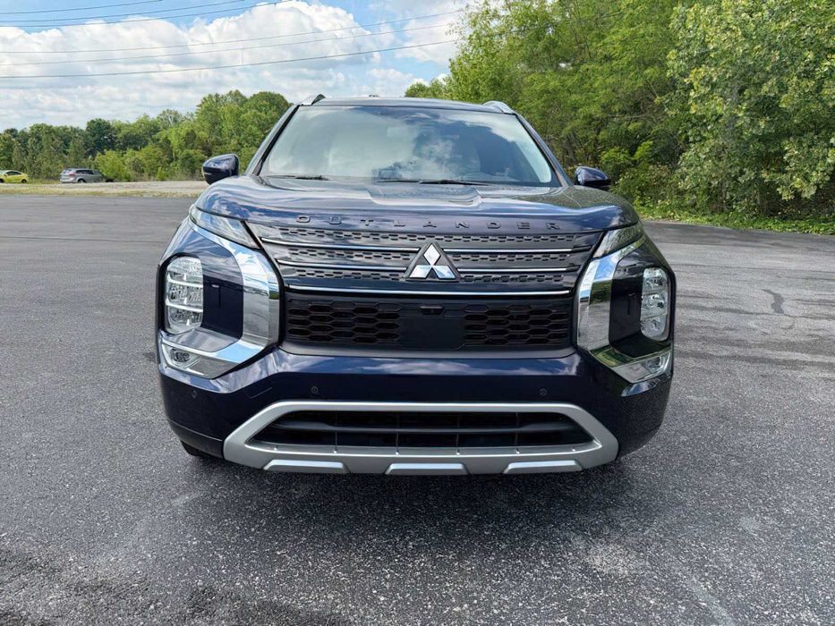Mitsubishi Outlander PHEV SEL      2023