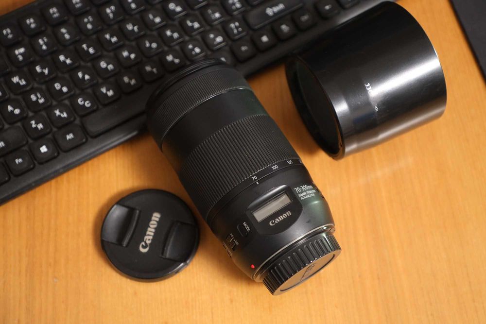 Canon 70 - 300mm F 4 - 5,6 USM 2
