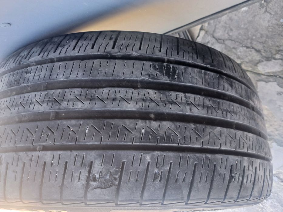 Продам б/у шины Pirelli 245/40R18