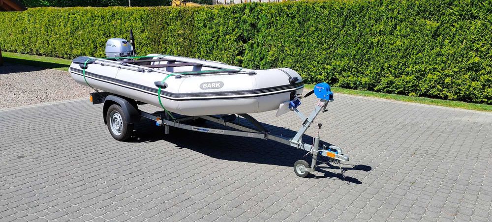 Ponton Bark , silnik Honda i przyczepa Faro