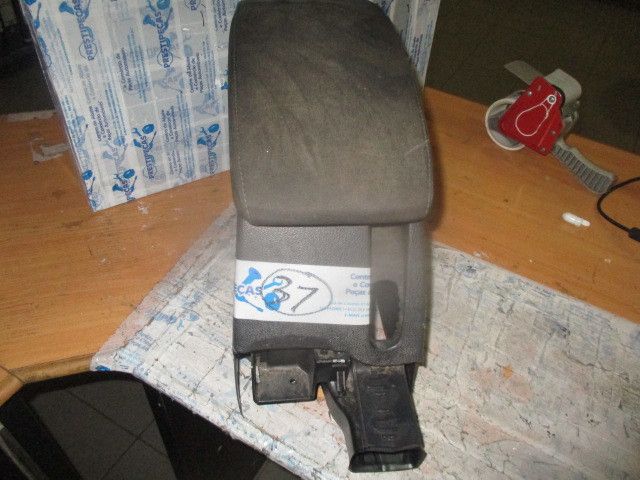 Apoio de braço VOLKSWAGEN Golf VI (5K1)