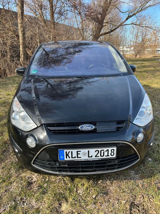 Ford S-Max Convers+ , Alu 18 , alcantara , radar