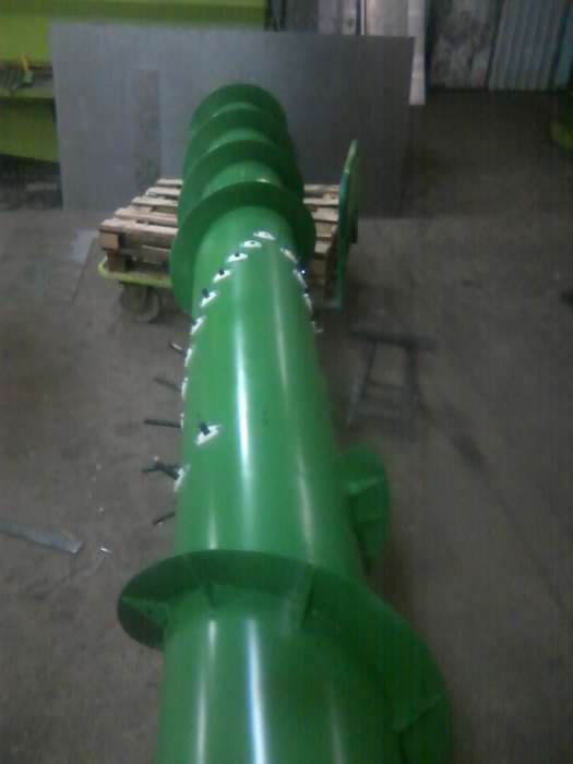 Bęben hederu John Deere 5,4 m. kompletny