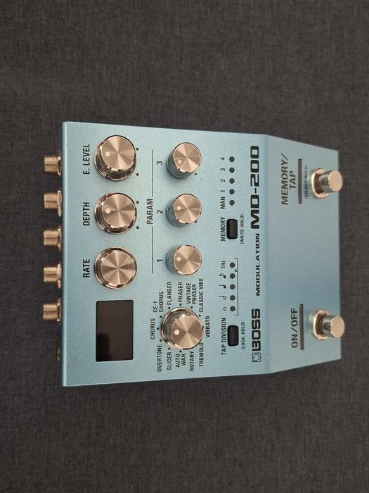 Boss MD-200 Modulation – 12 efektów