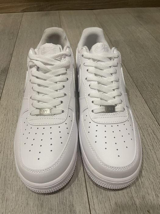 Продам кросовки nike air force 1
