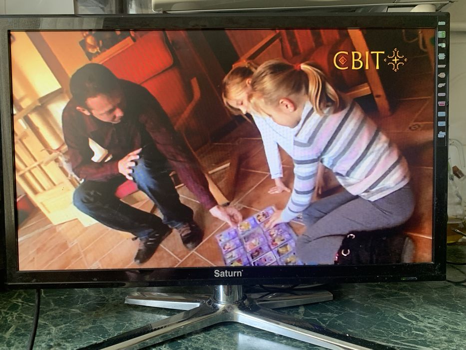 Телевізор Saturn