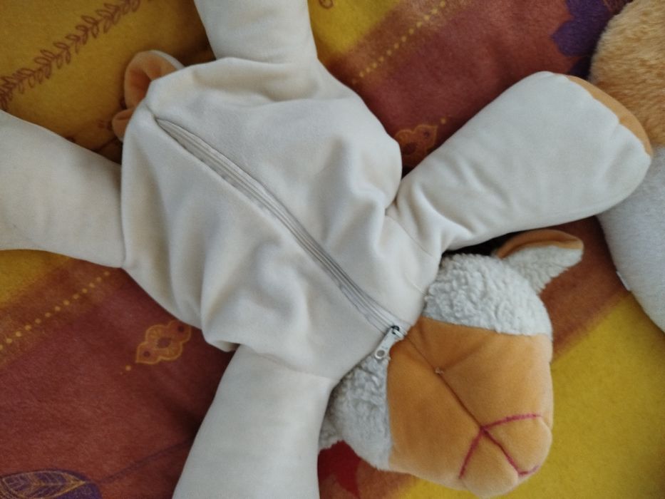 Peluche guardador de pijama