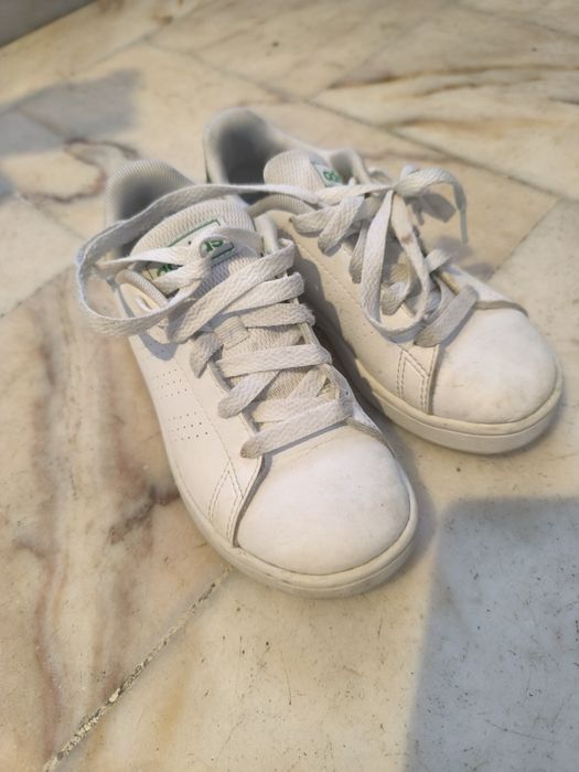 Tênis adidas tamanho 30