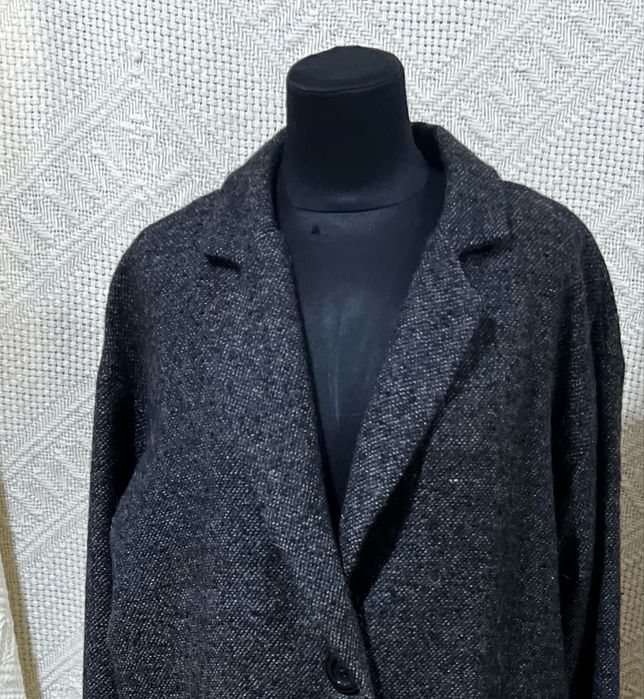 Пальто шерстяне легке