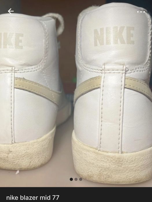 Sapatilhas de senhora marca Nike Blazer Mid 77, número 37,5