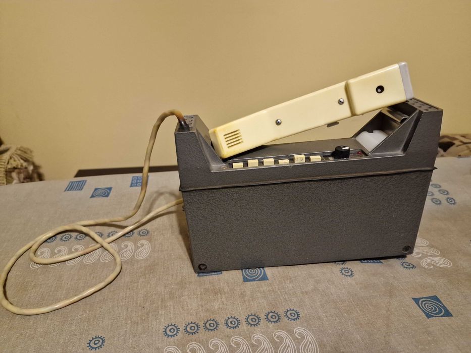 Блок живлення, амперметр та інші прилади періоду СРСР (8 приладів)