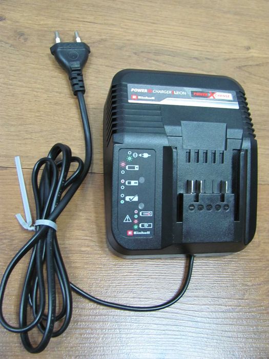 Акумулятори Einhell PXC 18V 2,5; 3; 4; 5,2; 4-6 Аг зарядки з Німеччини